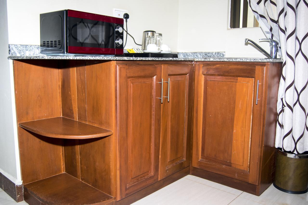 Flomi Hotel Morogoro الغرفة الصورة